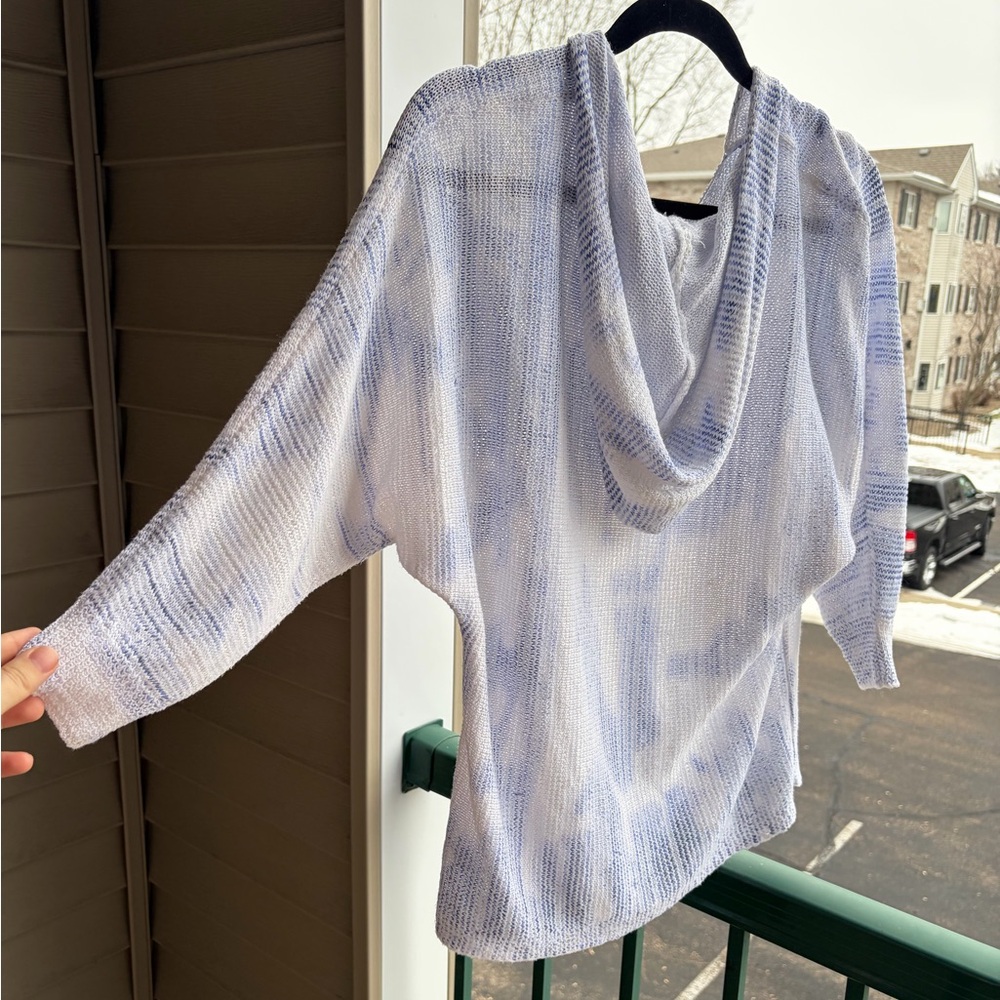 🆕 Sioni BlueWhite Open Knit Hoodie Sweater Size M Lightweight Sheer Pullover Top - Picture 6 of 13